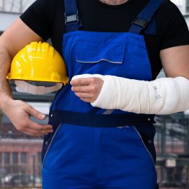 When to Hire a Workers’ Comp Attorney